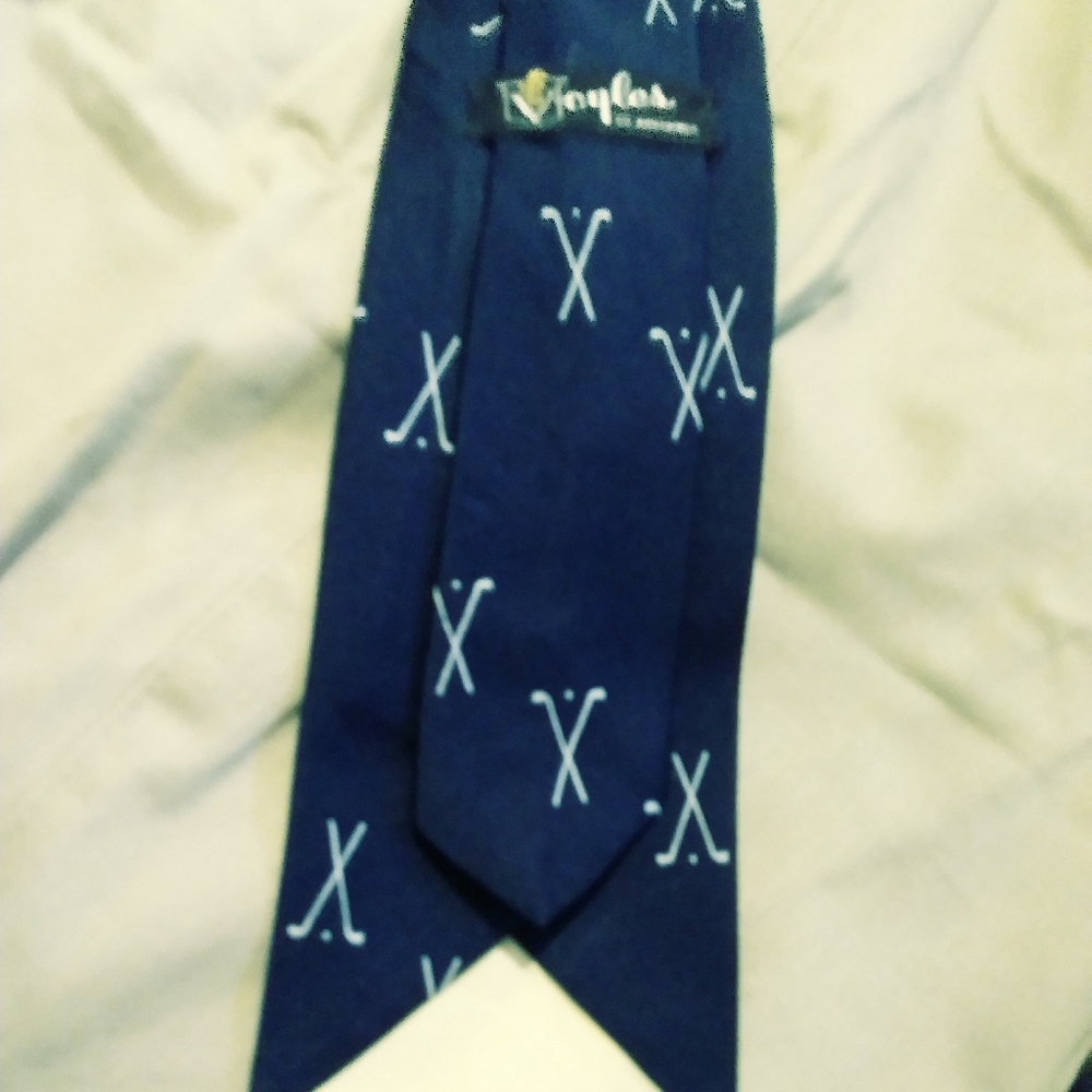 Voyles St Armands Classic Navy Blue Tie.⚡